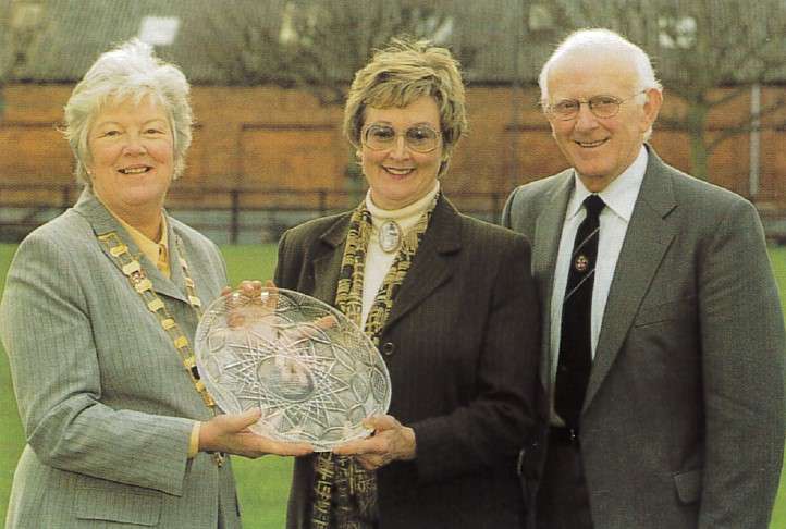 pres-award-2000-jean-mann.jpg